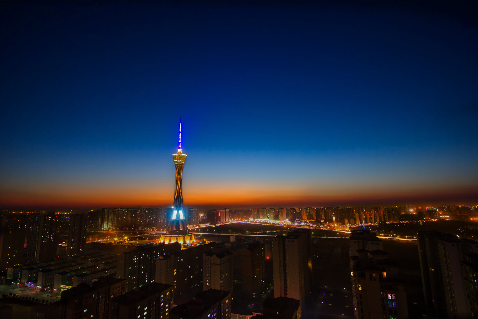开云平台-墨西哥骑手吉塔·日特科维奇荣获2024年最佳障碍赛骑手奖，表彰其卓越表现。