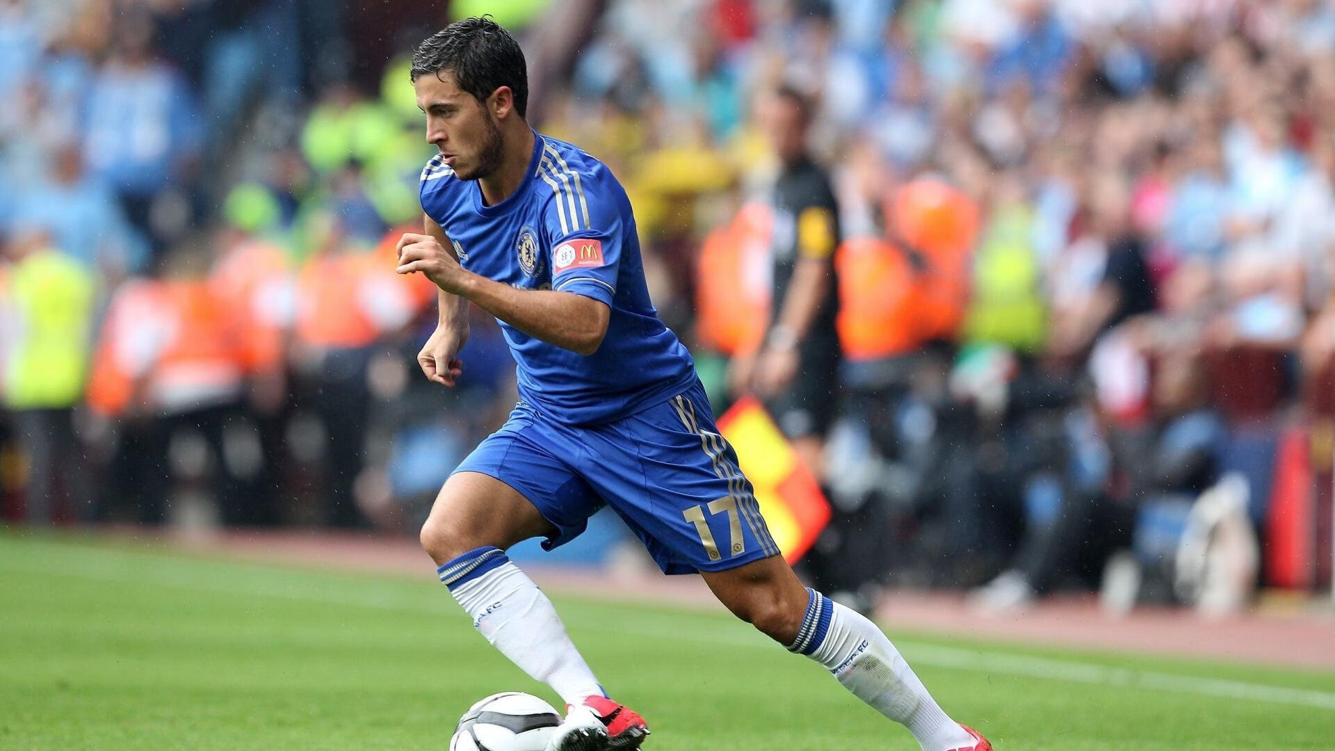 “跑圈铁人”挑战100天百马，惊艳朋友圈，跑100圈视频