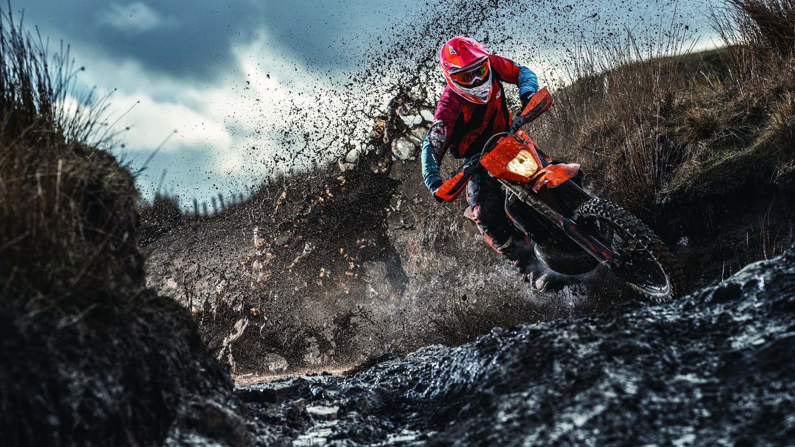 “黑马”战术崛起：创新策略助球队翻身，战术突入